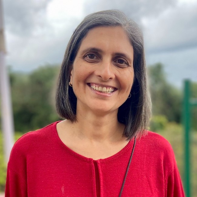  Nita Luthria | Early Reader Jury